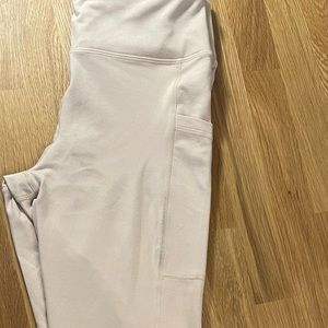 Mono B NWOT leggings. Nude/cream. So cute with side pockets and bows